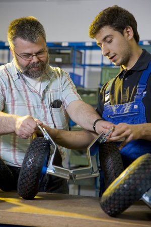 Zieker GmbH Mechanische Werkstätte Mechanische Werkst&auml;tte - Ausbildungsbetrieb