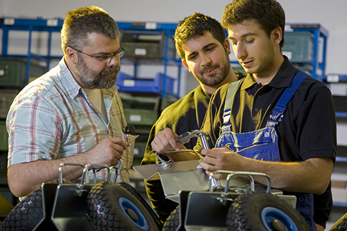 Mechanische Werkstatt Transporthelfer Zieker